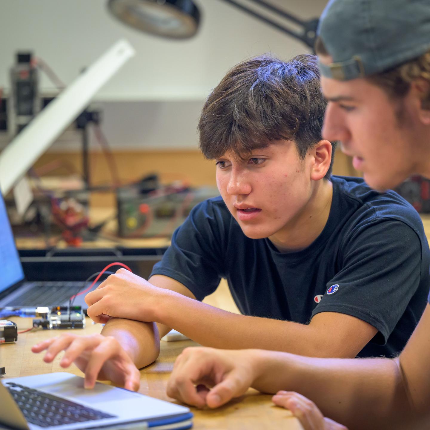Ian Chang ’25 Robotics Class