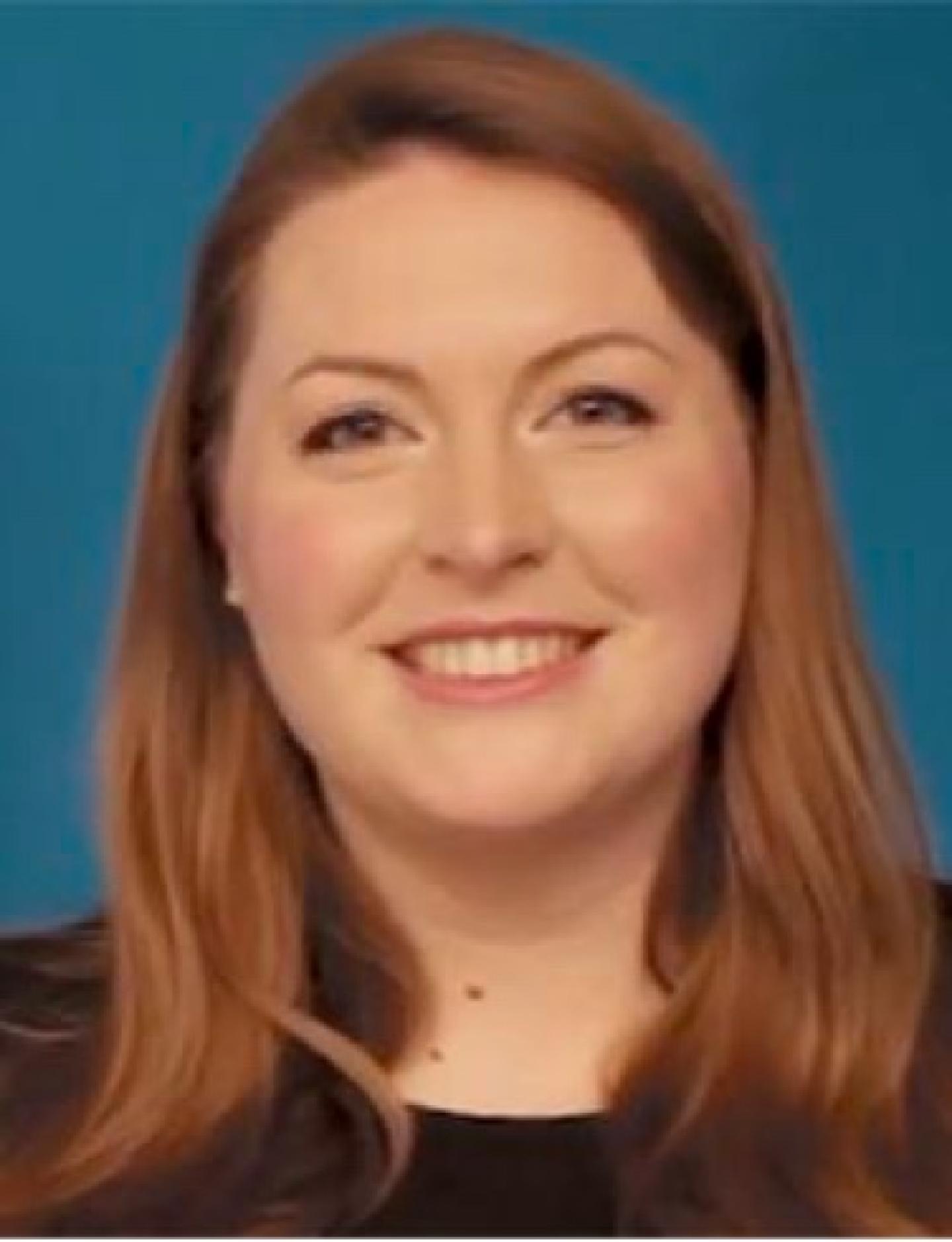 Ellen Greer ’07, cohost