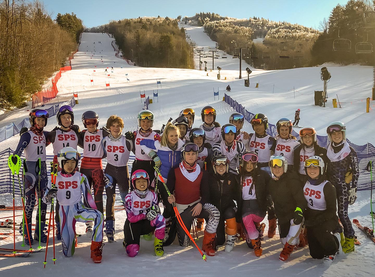 Alpine Ski group at end of race