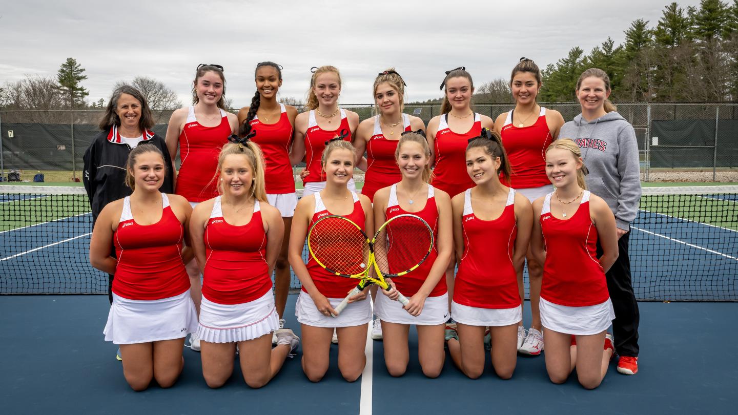 Girls Varsity Tennis Team 2021-22