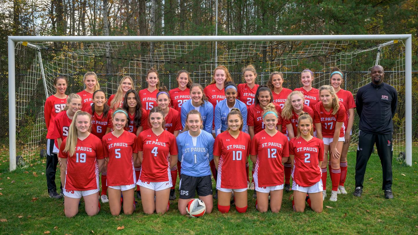 Girls Varsity Soccer Team 2022