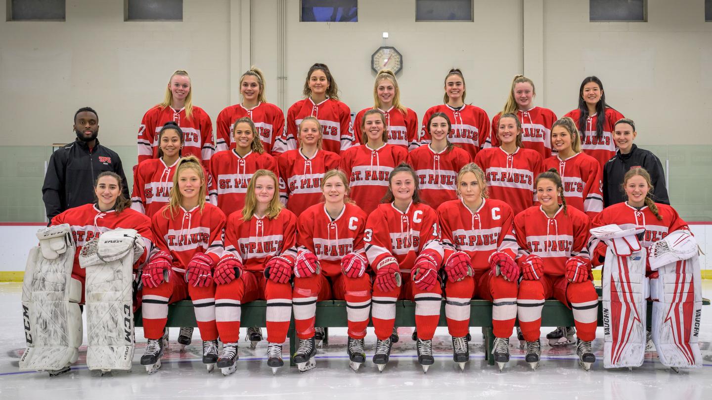 Girls Varsity Hockey Team Photo 2022-23