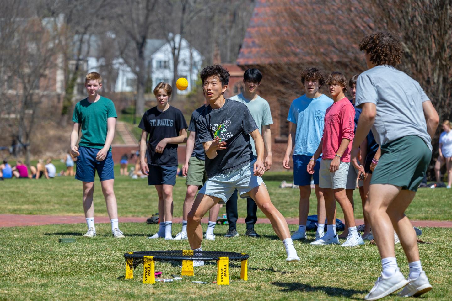 Spikeball on Chapel Lawn 2023