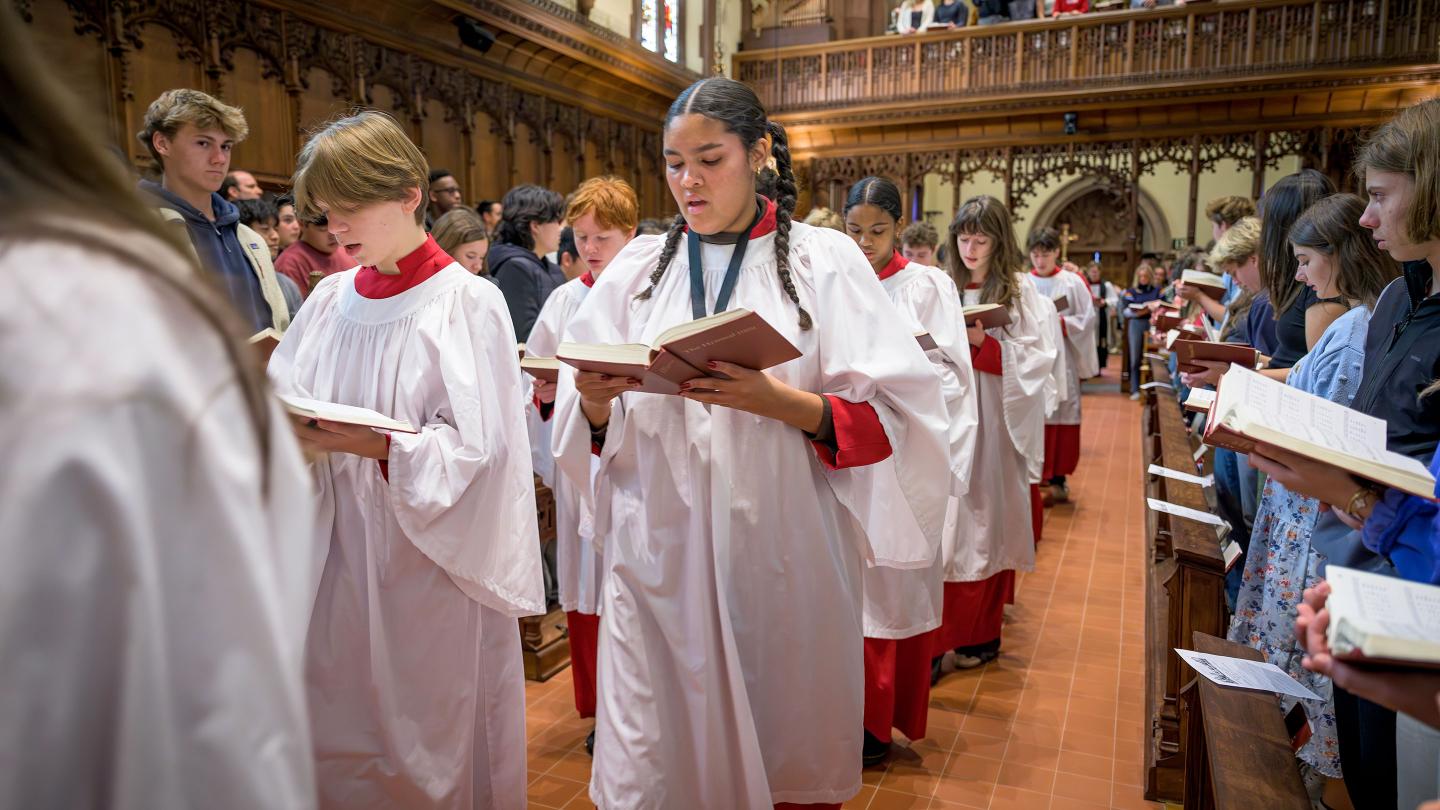 Choir procession for Winter Convocation 2023