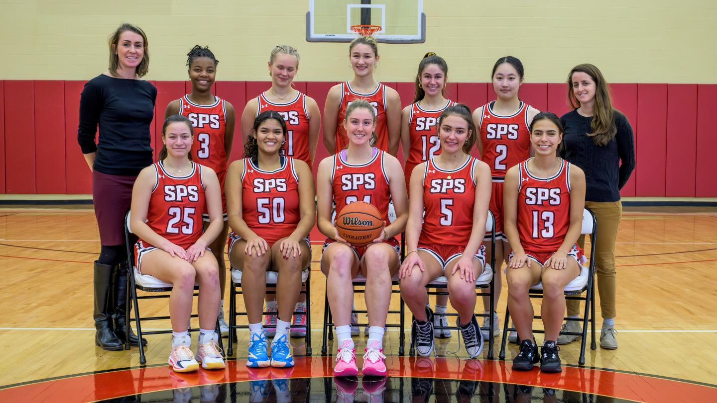 Girls Varsity Basketball Team Photo 2023-24