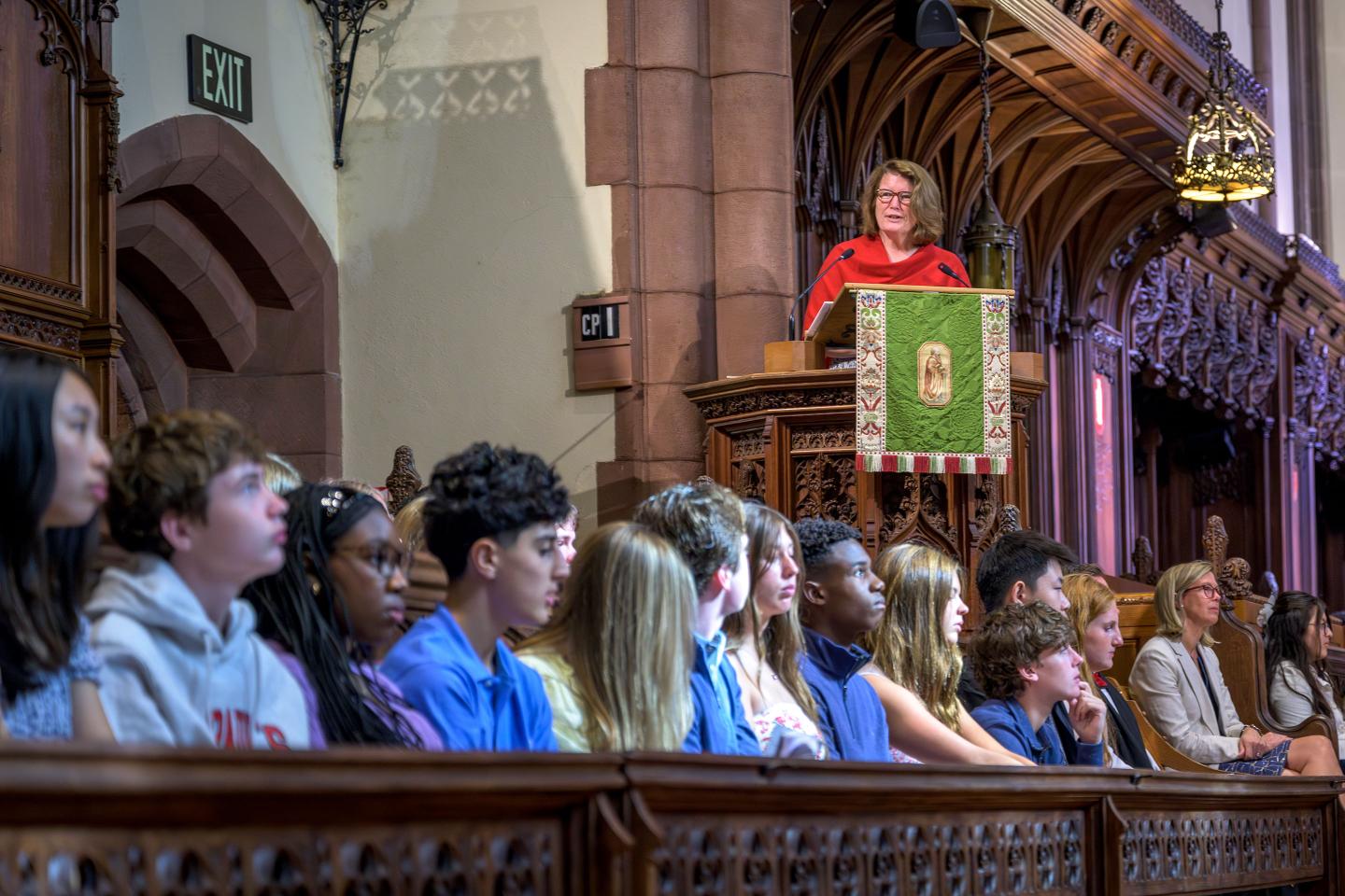 Rector Giles speaking in Chapel during Fall Convocation 2024
