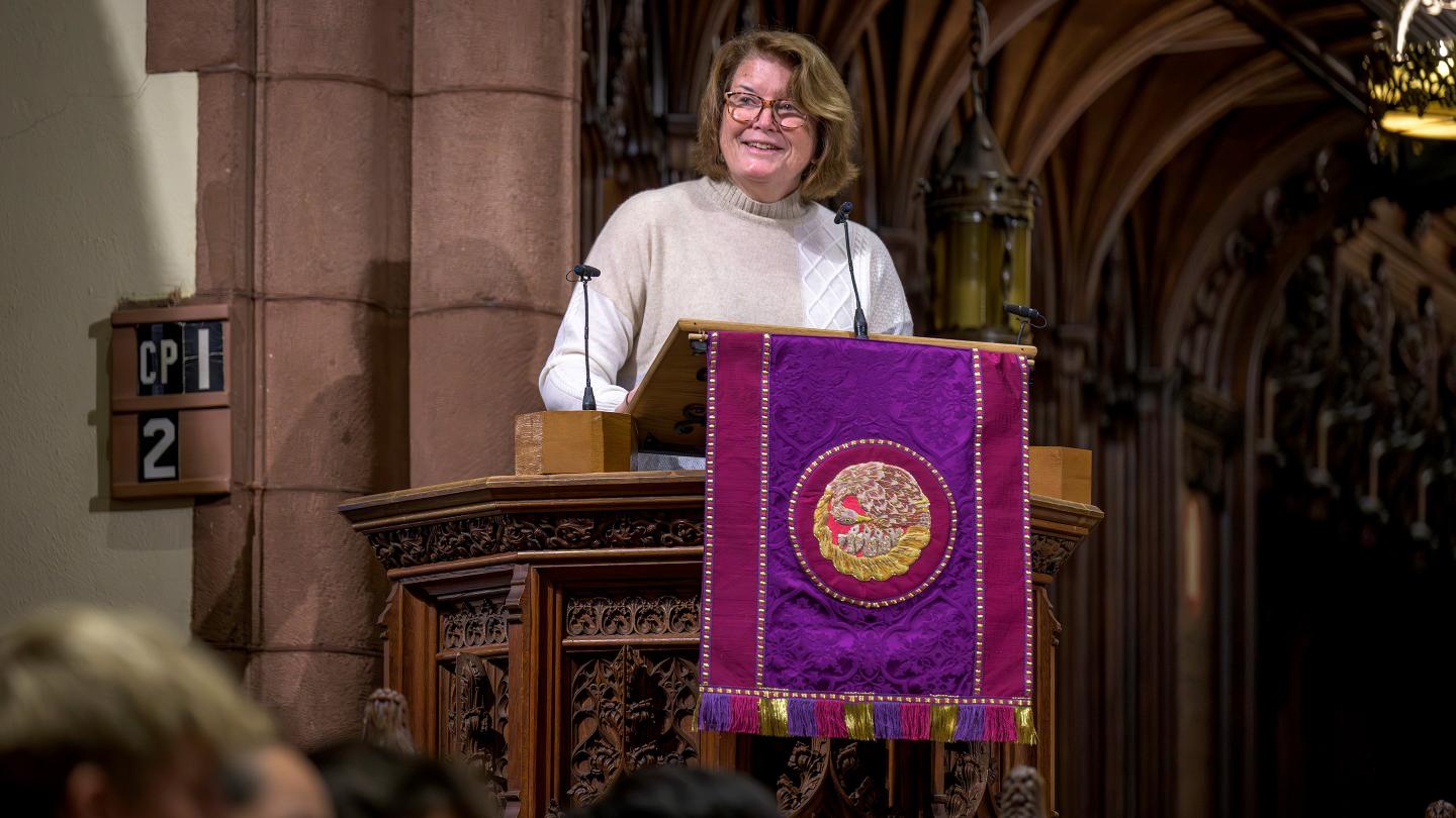 Rector Kathy Giles speaking in Chapel during Winter Convocation 2025