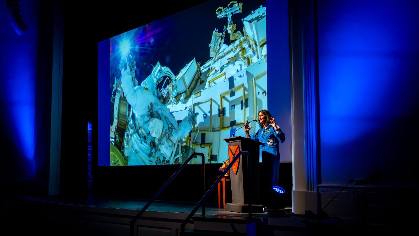 Suni Williams speaking to the community in Memorial Hall