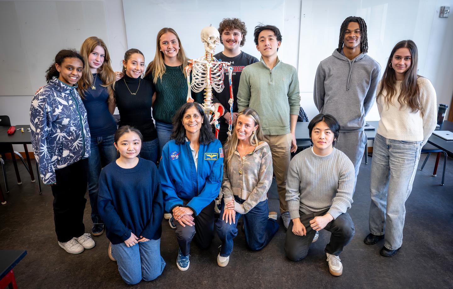 Students pose for a picture with Suni Williams